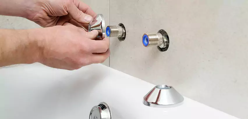 Bathtub Faucet Diverter Replacement in Jacksonville